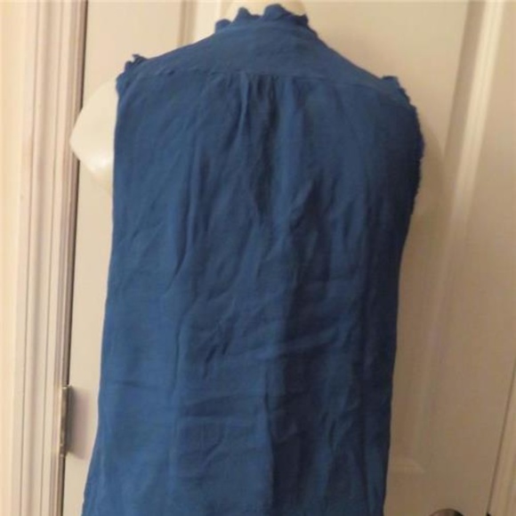 J.CREW DARK BLUE BUTTON DOWN BLOUSE SIZE 4*** - Picture 3 of 4